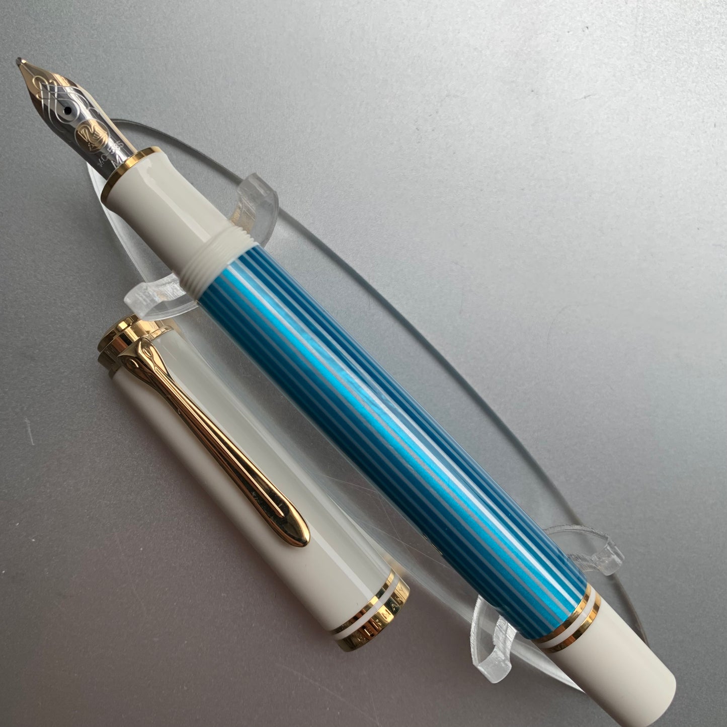 Pelikan M600 Turquoise White (2018 Special Edition)